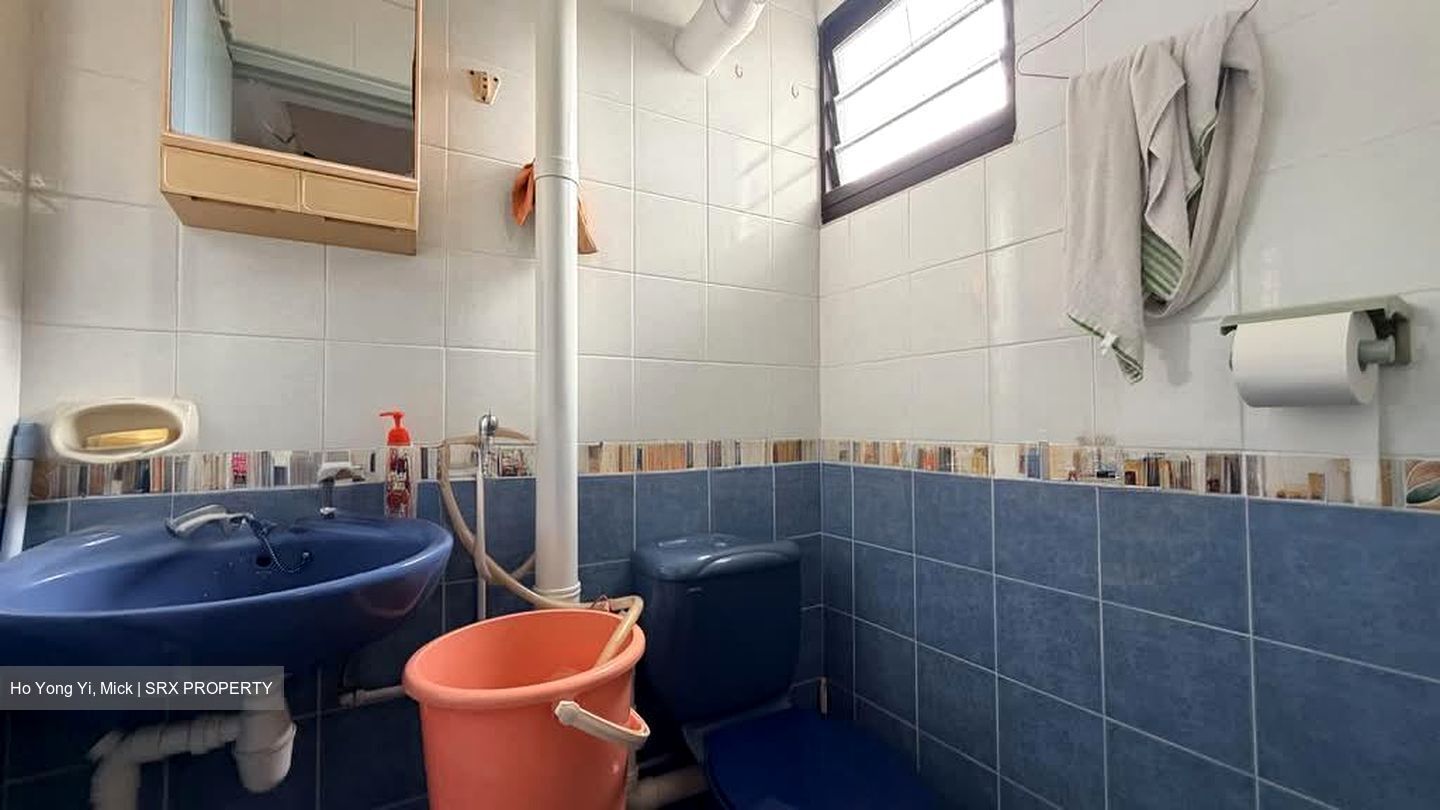 Blk 130 Yio Chu Kang Ville (Ang Mo Kio), HDB 4 Rooms #567819571